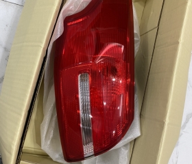 Đèn hậu ford focus 2015