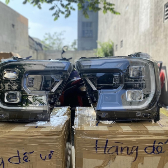 ĐÈN PHA RANGER 2023 BẢN 2 BI