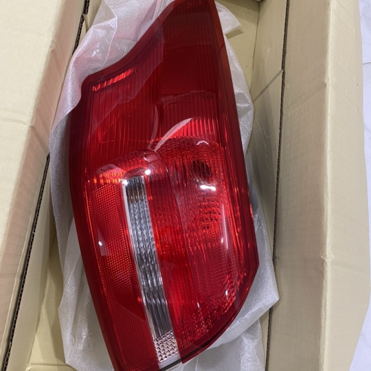 Đèn hậu ford focus 2015