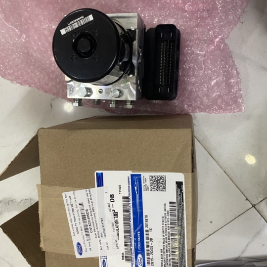 hộp điều khiển ABS ford ecossport 2014-2017
