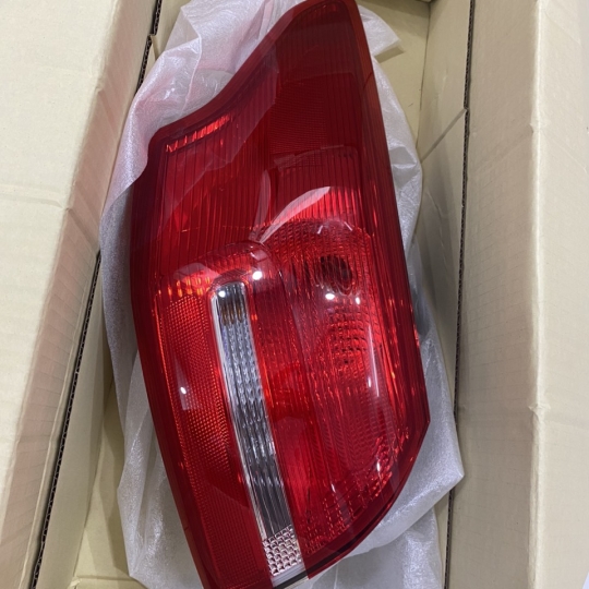 Đèn hậu ford focus 2015