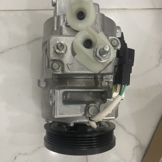 LỐC LẠNH EXPLORER 2016