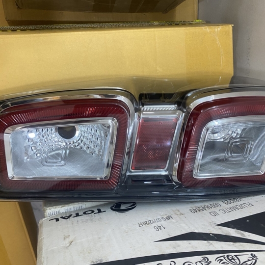 ĐÈN HẬU D-MAX 2022