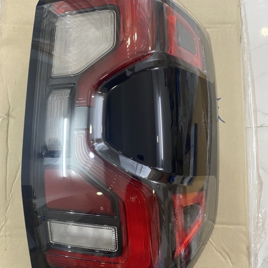 ĐÈN HẬU RANGER  NEXT GEN  2023
